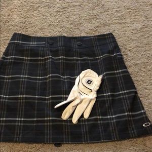 Oakley golf skirt 2